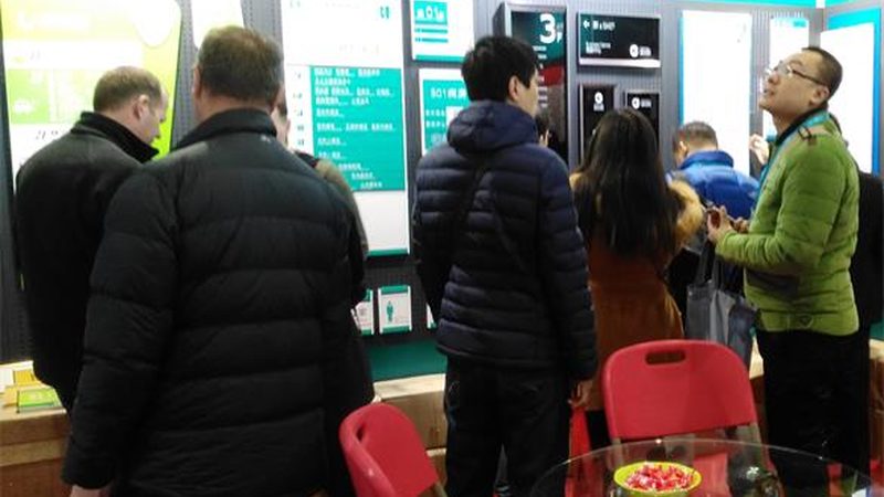 办公楼楼层标识牌定制：安全与美观的双重考量**